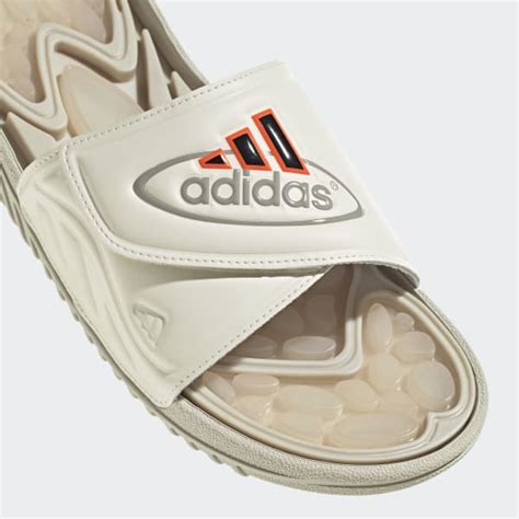 weiß gold badeschlappen adidas|adidas by Stella McCartney Badeschlappen.